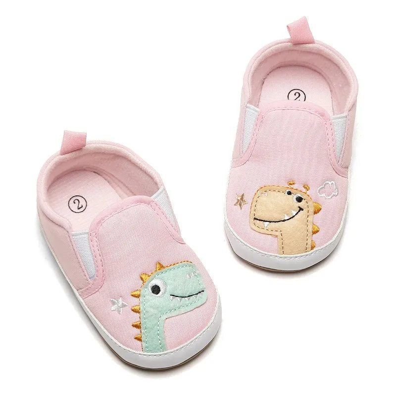 Одежда для маленьких мальчиков и девочек, для тех, кто только начинает ходить, мягкие носки для малышей; стильная футболка с изображением персонажей видеоигр подошвой шпаргалки обувь для новорожденных детей, детская обувь