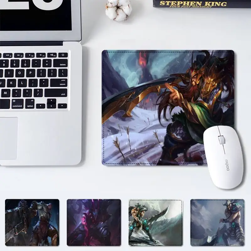 Недорогой Офисный коврик LOL Tryndamere маленький размер резиновый для мыши игровой