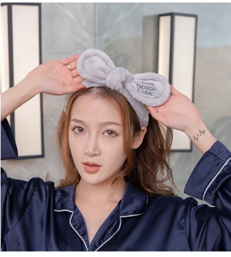 13076885160_1734977912