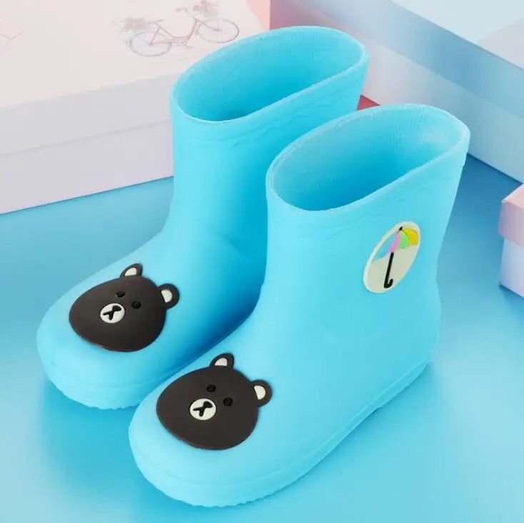 Новые детские ботинки от дождя для мальчиков и девочек хлопковые теплые резиновые ботинки Всесезонная модная водонепроницаемая обувь с героями мультфильмов - Цвет: 3