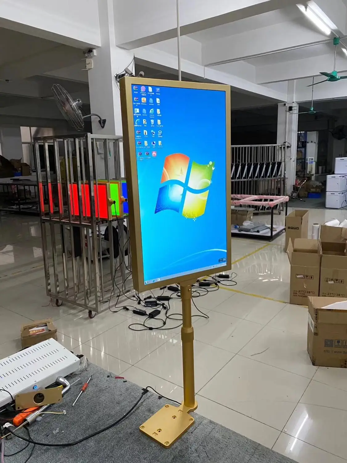 

Dual screen display both sided 15 17 19" inch digital advertising signage frame lcd display
