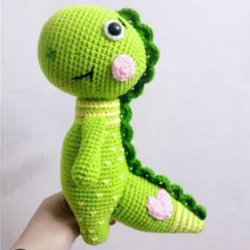 

Christmas handmade crochet small dinosaur children's toys send baby new year gifts small dinosaur peach heart home decorations