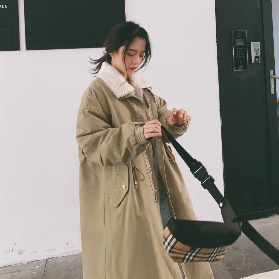 

Photo Shoot CHIC Lambs Wool Joint Mock Two-Piece Long Handsome BF Stand Collar Drawstring Waist Hugging Pike Workwear Cotton Coa