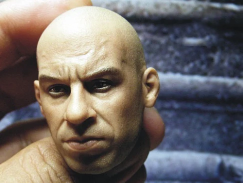 

1/6 Scale Soldier Head Sculpted Speed Racer Vin Diesel's Head Sculpted Model Is Suitable for Decorating The Nude Body Garage Kit