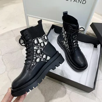 

Autumn New High-top Women's Shoes Embroidered Canvas Presbyopia Knitted Socks Boots Flat Sports Board Shoes Increase Shoes