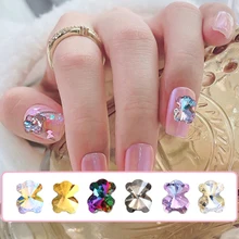 

10Pcs 6.5x8mm Cute Gummy Bear Charms AB Crystal Rhinestones For Nail Designs Stereo Bear Nails Japanese Kawaii Nail Decoration