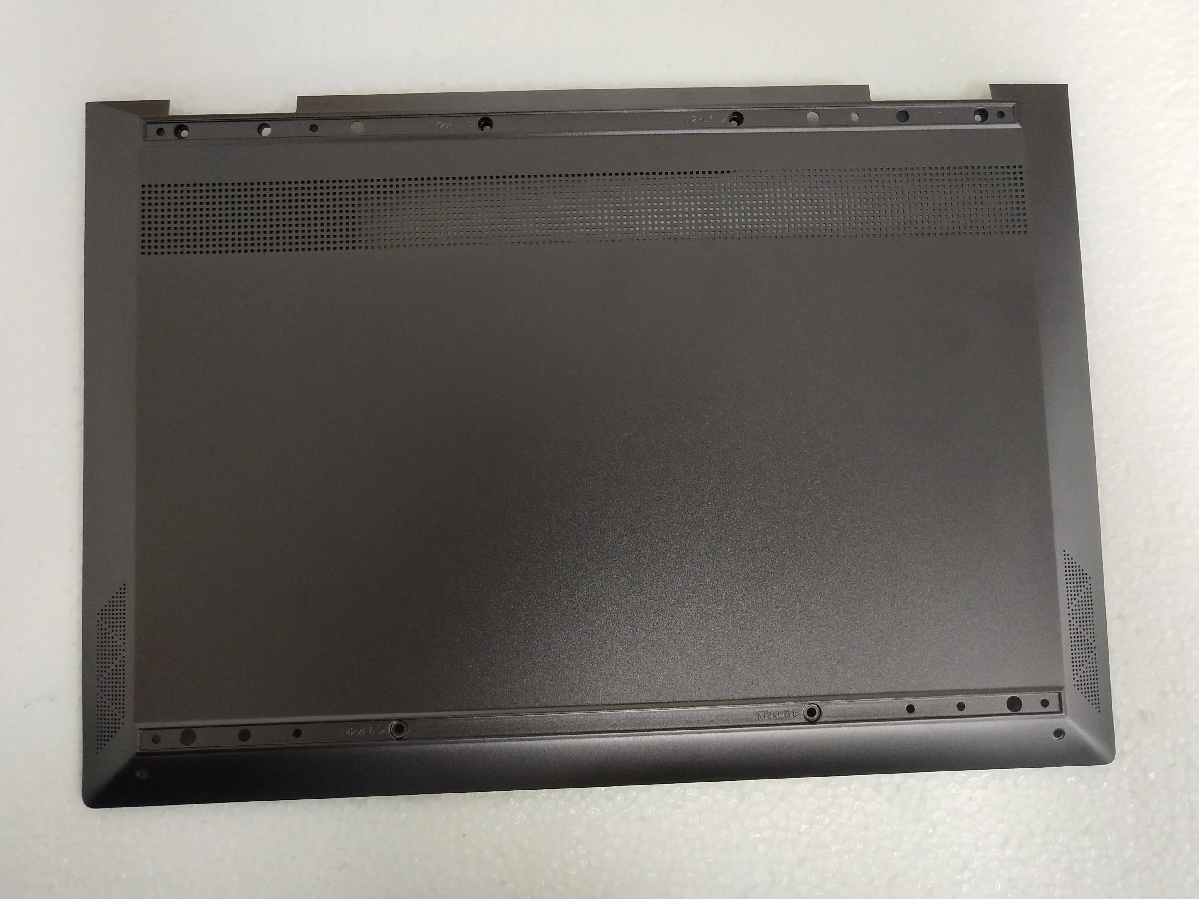 Чехол для hp ENVY x360 13-ag0502na с нижней частью корпуса 609939-001
