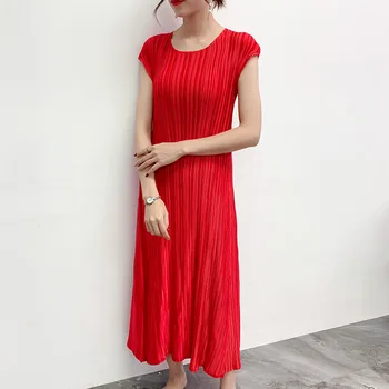 

MIYAKE pleated tank top bottoming dress autumn and winter new metal texture loose large high elastic dress female free shipping