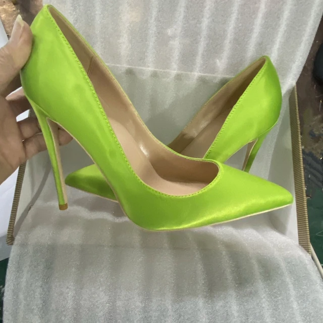 Kelly Green Pumps | Rachel Kelly Green heels - VHNY