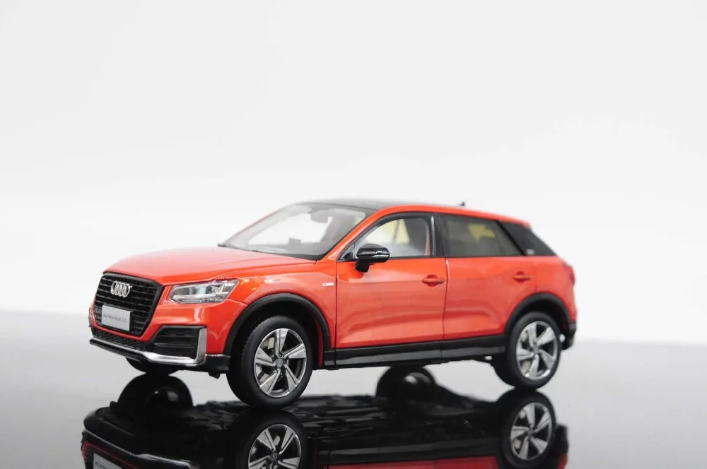 1:18 литая под давлением модель для Audi Q2L SUV Игрушечная машина из сплава миниатюрная коллекция подарки Q2