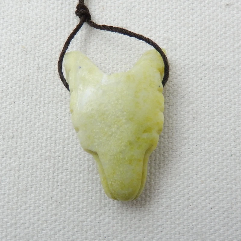 Natural Stone Serpentine Carved Wolf Head Pendant Bead 32x22x11mm 8.2g Fashion Jewelry Necklace Accessories