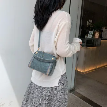 

2020 New Style Crocodile Pattern Solid Color Bag INS Fashion Cross-body WOMEN'S Bag