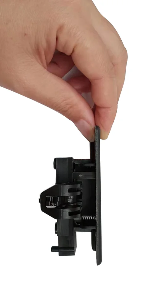 Maniglia di chiusura del vano portaoggetti LR007073 Nero Leggero Colorfast Rimovibile Flessibile Ricambio per Land Rover Freelander 2 | Leroy Merlin