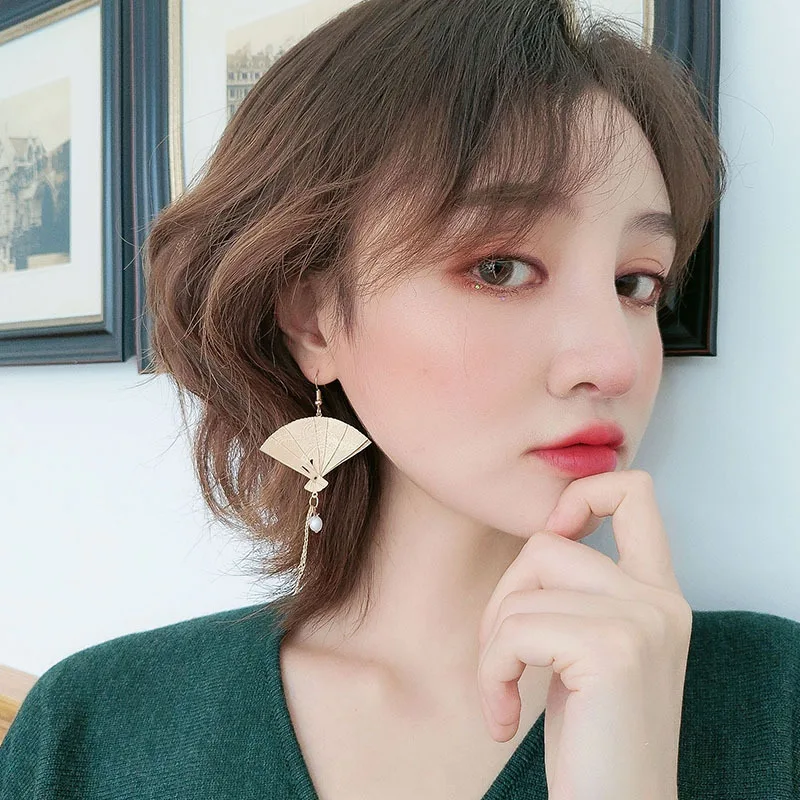 Vintage Style Folding Metal Fan Modelling Korean Long Tassels Dangle Earrings Women Drop Earrings