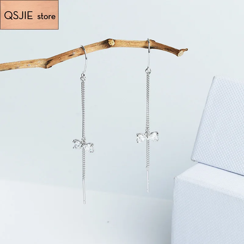 

High quality S925 Sterling silver. Small fresh chain fringed double chain earrings