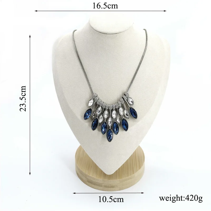 High Quality Show 3 Options Model Wooden Beige Velvet Jewlery Display Necklaces Bust Pendants Stand Choker Holder Jewlery Rack