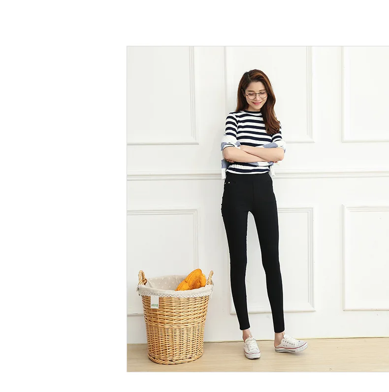 2977029350_975650833