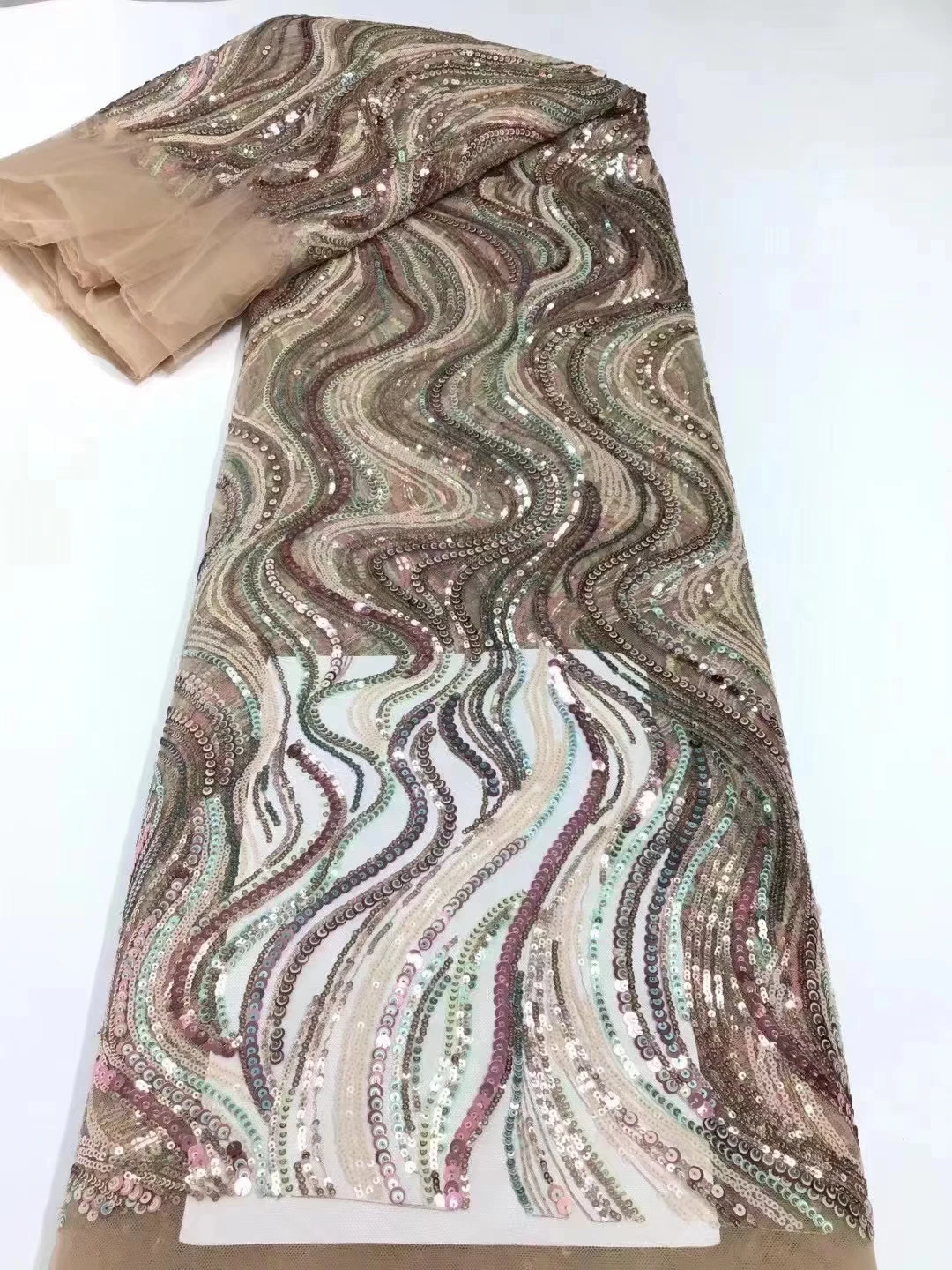 

Shinny Sequins Fashion Design Good Looking Material Embroidered French Lace Fabric H-20.2151006 for Party Dress