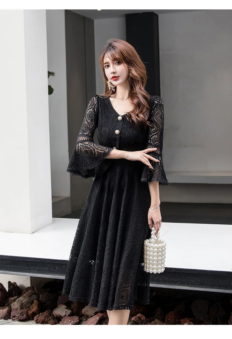 20033377998_297396584