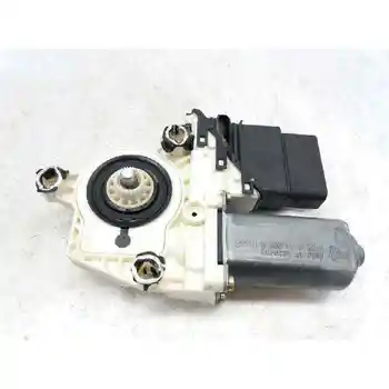 

1K4839402C WINDOW MOTOR REAR RIGHT VOLKSWAGEN GOLF V SALOON (1K1)