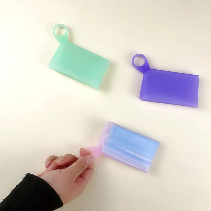 

1 Pcs New Mask Silicone Storage Bag Foldable Disposable Mask Storage Recyclable Dust Mask Bag Storage Box With Clip Storage Bag