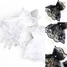 Hollow Fashion Lace Classic Arm Sleeves Fashionable Sun Protection Gloves Sunscreen Rhinestone Bowknot Fingerless Gloves