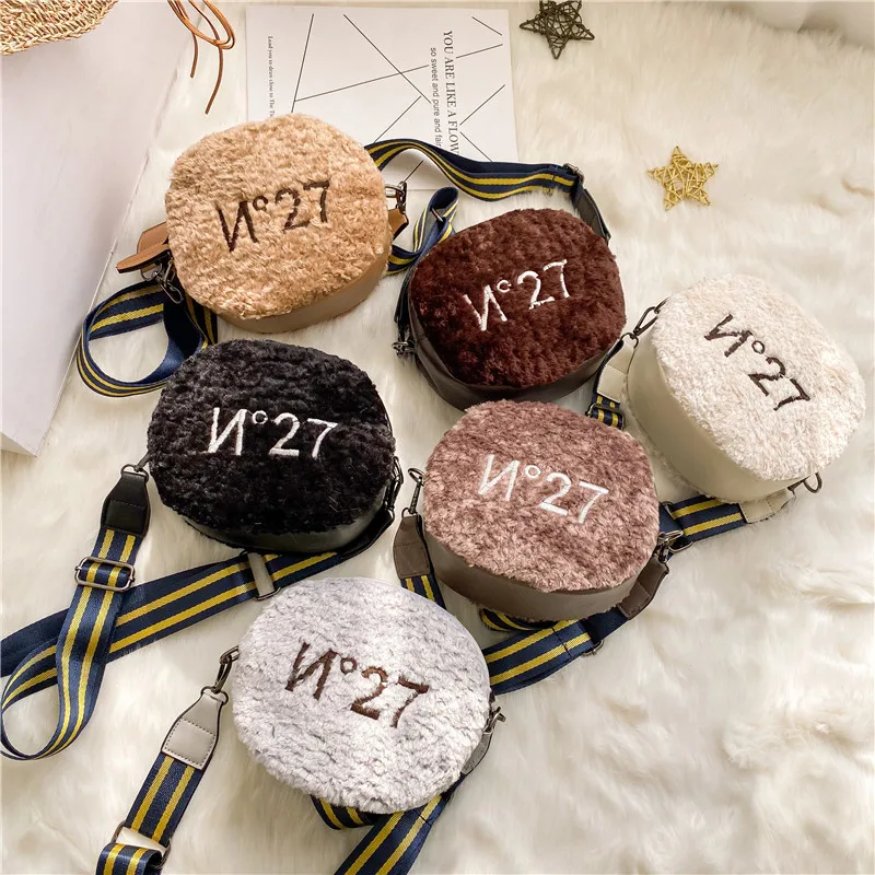 

Mini Bag Women's 2019 Autumn And Winter Retro Lambs Wool Small round Bag with Numbers Broadband Shoulder Bag Fashion