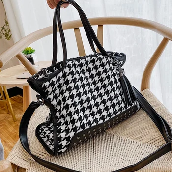 

Large Capacity Bag Women 2020 New Fashion Plaid Shoulder Bag Woolen Rivet Messenger Bag Versatile Handbag Multi-function Bag