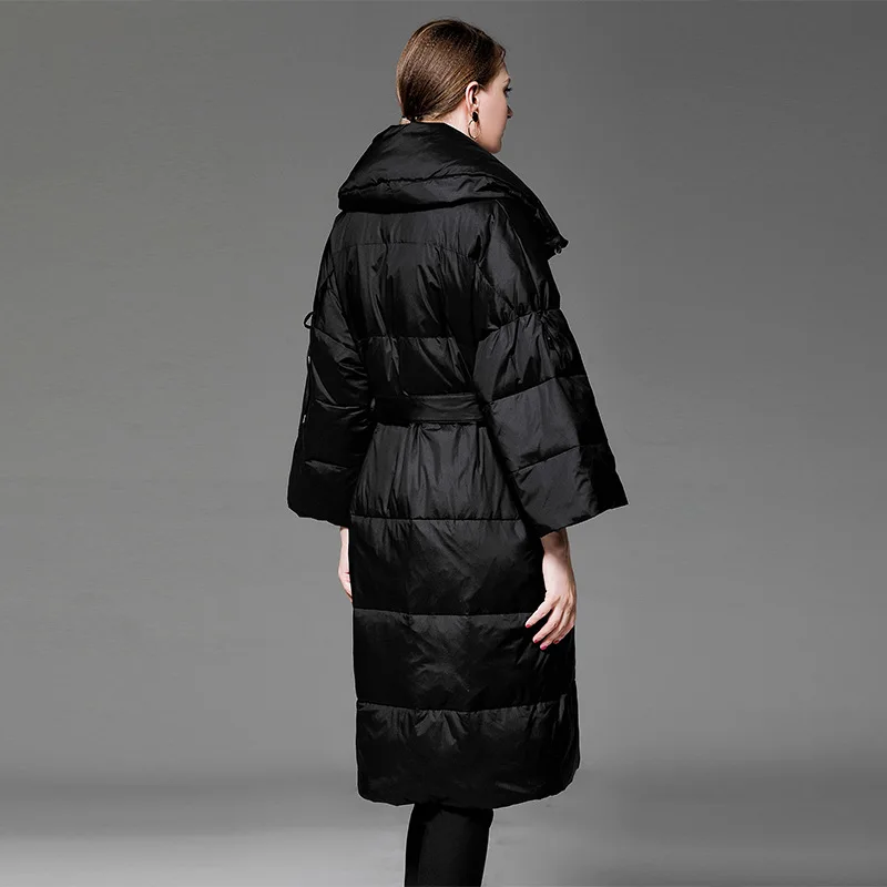 

Winter new long down jacket women's Europe and the United States big suit loose lapel thick warm coat tide