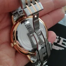 En este momento 2021 oro nuevo reloj mujer relojes de señoras creativa de las mujeres relojes de pulsera mujer impermeable reloj Relogio femenino