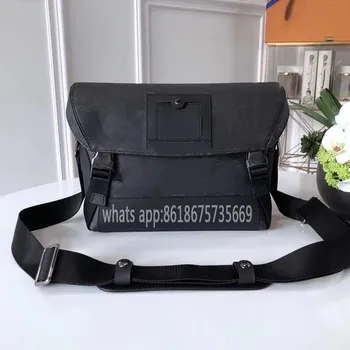 

Black shoulder bag 2020 men's fashion designer shoulder bag top quality messenger bag chain black