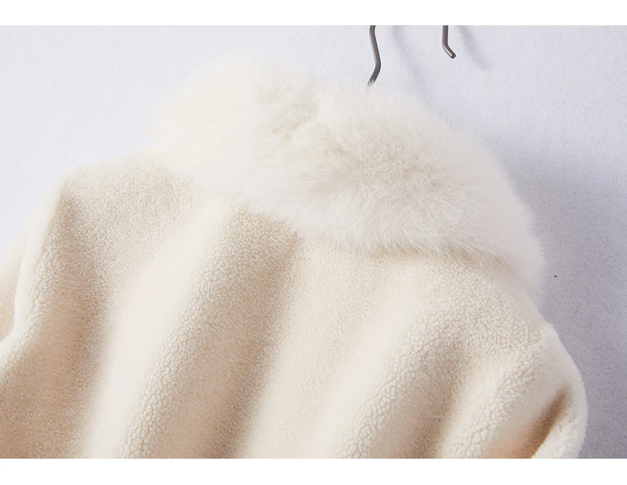 DUOUPA2019 зимняя новая модная меховая шуба консервированная овечья стриженая шуба женская длинная куртка с лисьим меховым воротником из овечьей шерсти темперамент