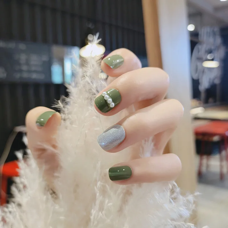 F66 Lvxiu Zhenfan Short Dark Green Cat'S Eye Fake Nail Patch Jelly Glue  24Pcs Short Green Press On Nails Cute Pearl Design Fake Nails Full Coverage  Artificial for Women & Girls with