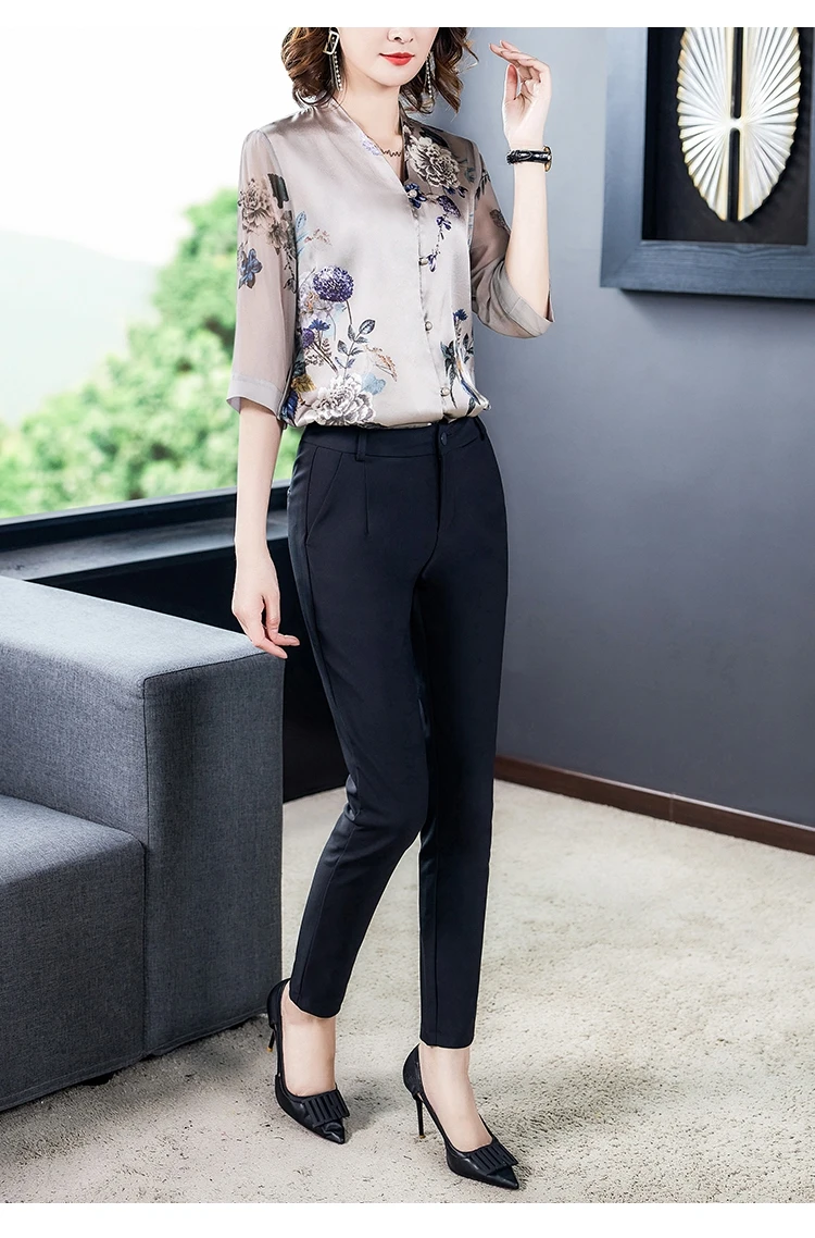 Korean Silk Women Blouses Shirt Women Satin Shirt Elegant Woman Print Blouse Shirt Woman V Ncek Silk Mesh Shirt Tops Plus Size