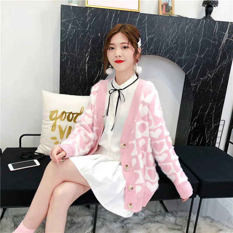 

Women Sweater Cardigan Korean Fashion Pink Sweet Heart Graphic Knitted Sweaters Female V-Neck Button Cardigans 2019 Winter Coats