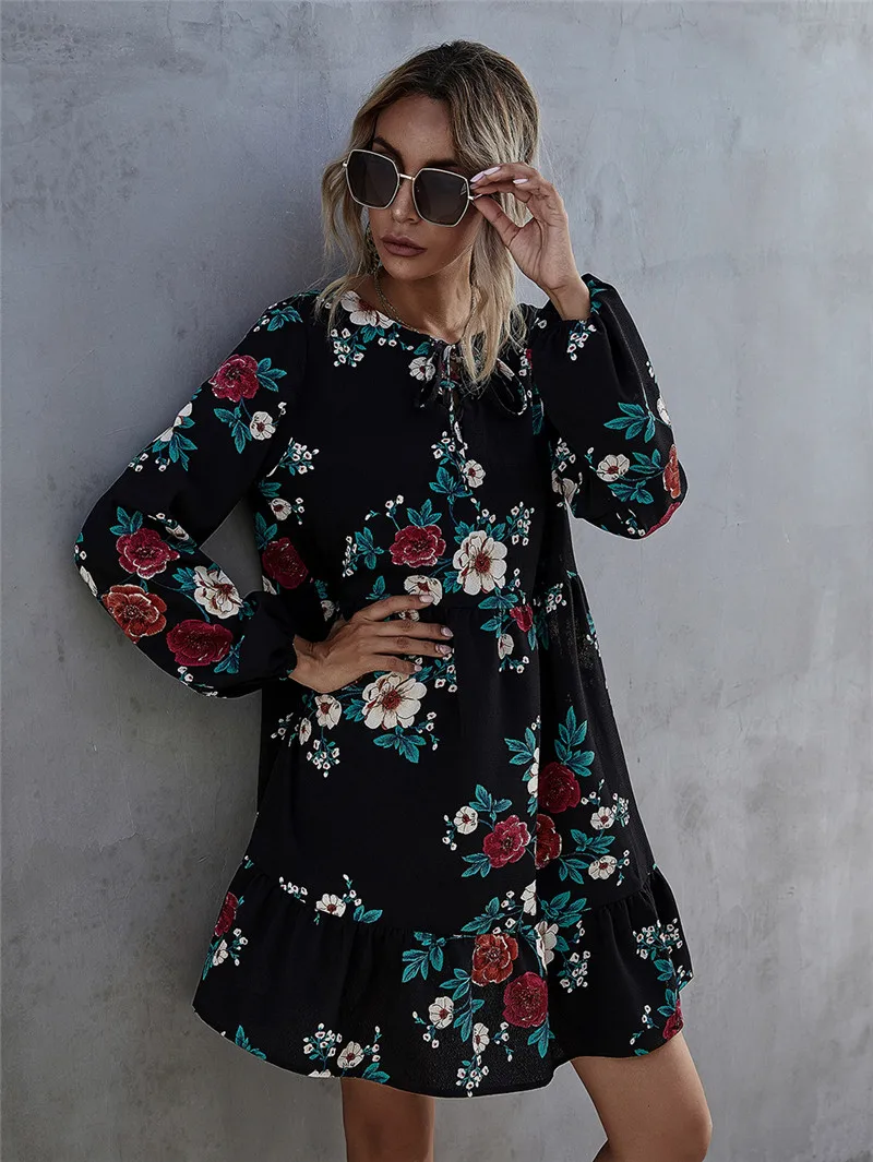 

2020 New Autumn Floral Dress Women Puff Sleeve Loose Fashion Print Elegant Lady Dress Neckline Cross Strap Tie A-Line Dress