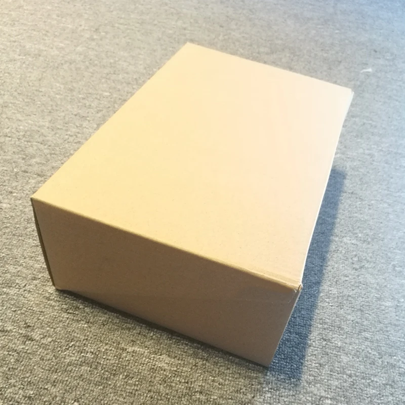 Обувная коробка |