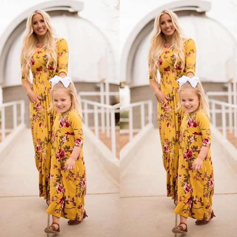 Mommy and Me Outfits Family Matching Clothes Women Girls Mother and Daughter Floral Long Sleeve Maxi Dresses Outfits