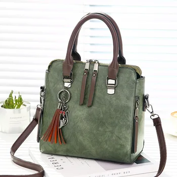 

2020 Vintage Leather Ladies HandBags Women Messenger Bags TotesTassel Designer Crossbody Shoulder Bag Boston Hand Bags