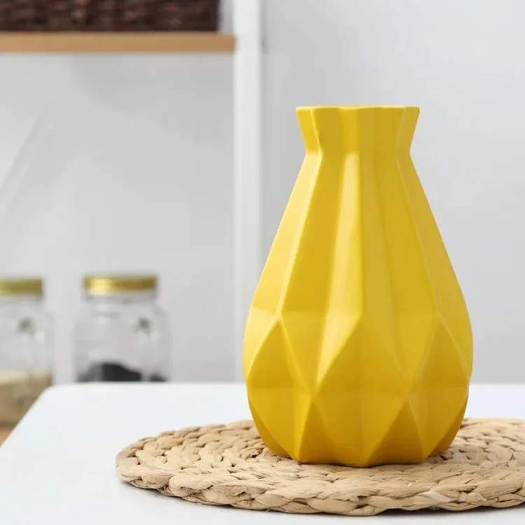M Yellow Простая фарфоровая Настольная Ваза с сушеными цветами в скандинавском стиле, современная модная керамическая ваза для цветов, украшение для дома, свадебные подарки - Цвет: M Yellow