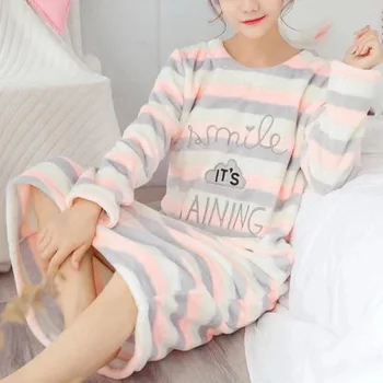 

Winter Nightgowns Women Flannel Velvet Striped Kawaii Round Neck All-match Sleepwear Womens Loose Cute Chic Soft Breathable New