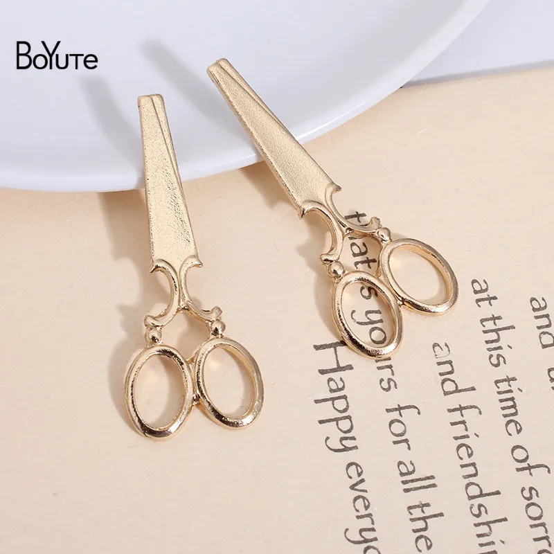 BoYuTe(20 Pieces/Lot) Metal Alloy 40*34MM Maple Leaf Materials Vintage Hand Made Diy Jewelry Accessories Wholesale - Цвет: KC Gold-18x45MM
