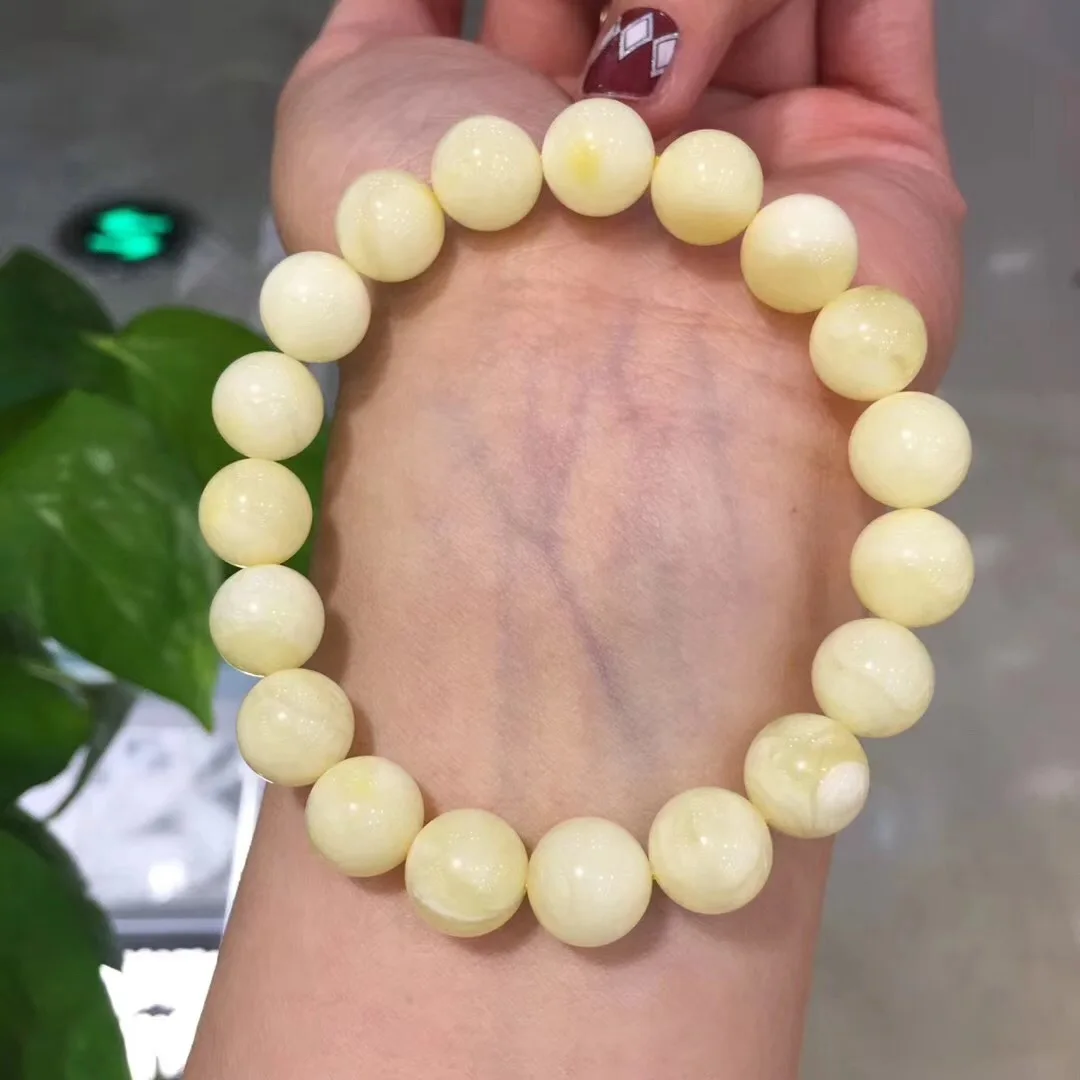 

Natural Raw Ore White Beeswax Bracelet Ornament Generous Fashion Color Beautiful Simple Versatile Exquisite Elegant