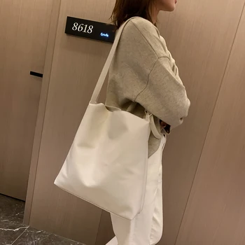 

ins shoulder bag female 2020 new Korean version of the wild messenger bag simple and stylish large-capacity picture bag