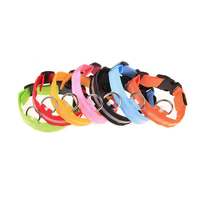 

LED Dog Luminous Collar Night Light Pet Collar with a Generation of Fat Wire Screen Neck Ring Manufacturers Direct Selling with