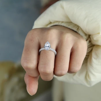 

Bling Big 5A CZ Crystal Wedding Finger Rings 100% 925 Stealing Silver Lover Surprise Sparking Water Drop CZ Mini Round Fine Ring