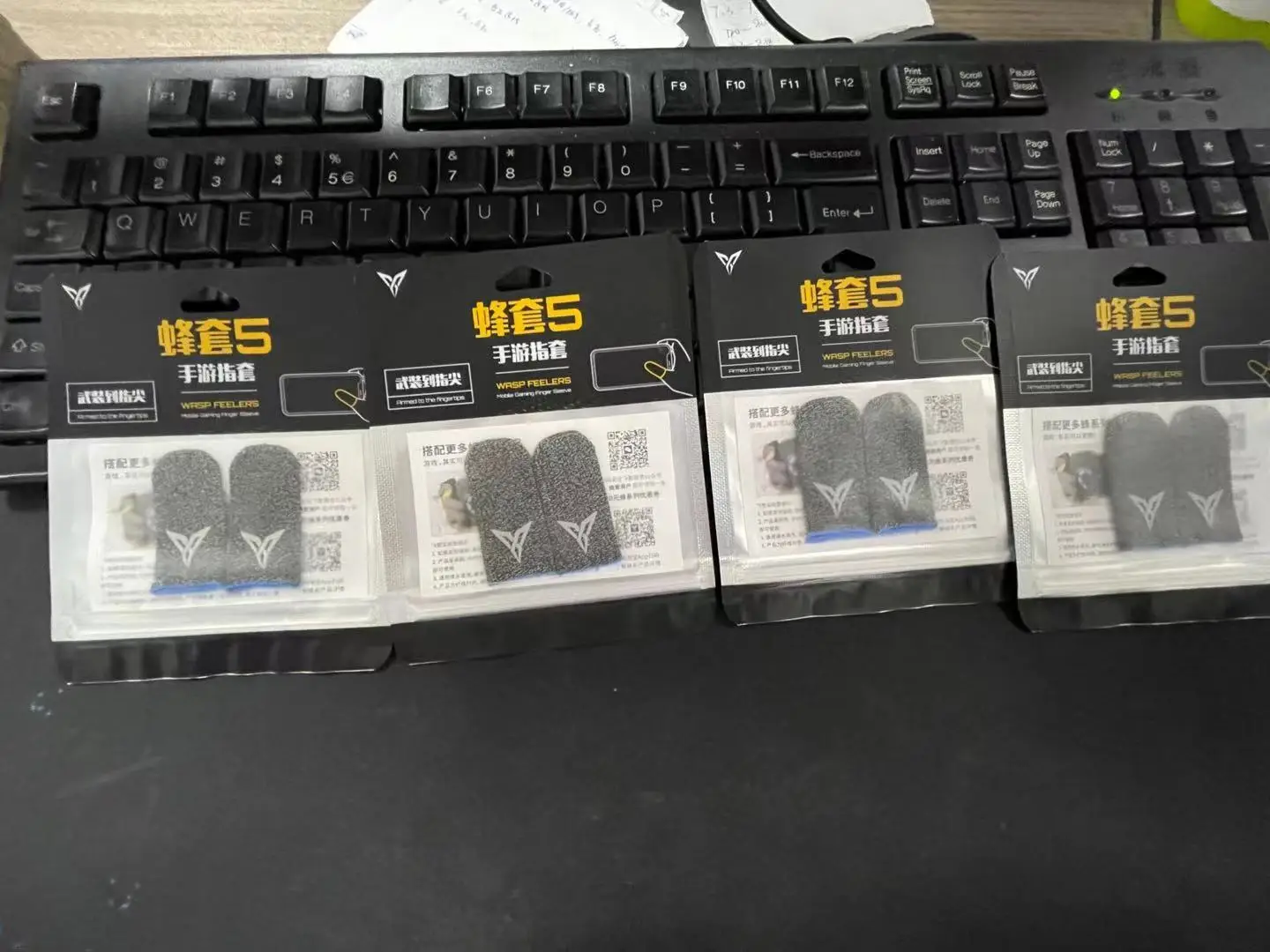 2022 Flydigi Beehive 5 Sleep-proof Sweat-proof Professional Touch Screen Thumbs Finger Sleeve for iOS Android PUBG Mobile Game