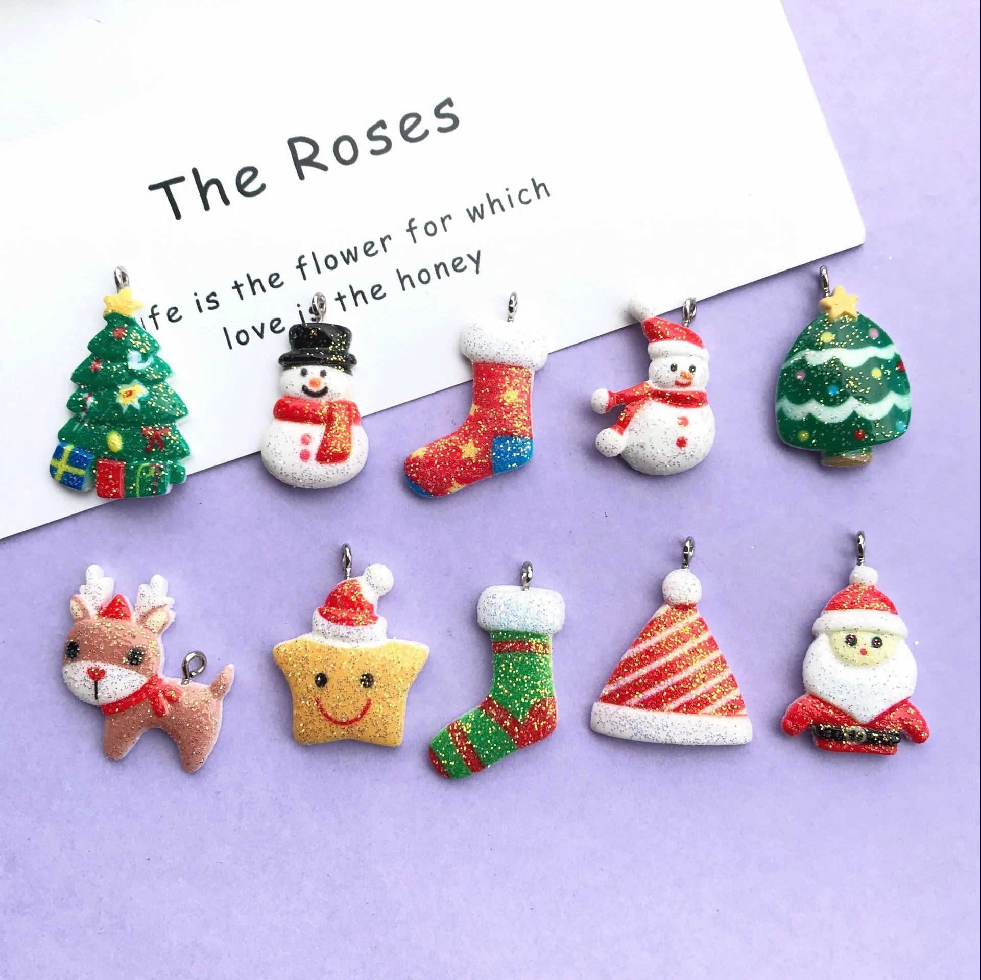 

10pcs new kawaii resin Christmas charms snowman socks elk necklace key chain pendant pendant for earrings DIY happy holiday