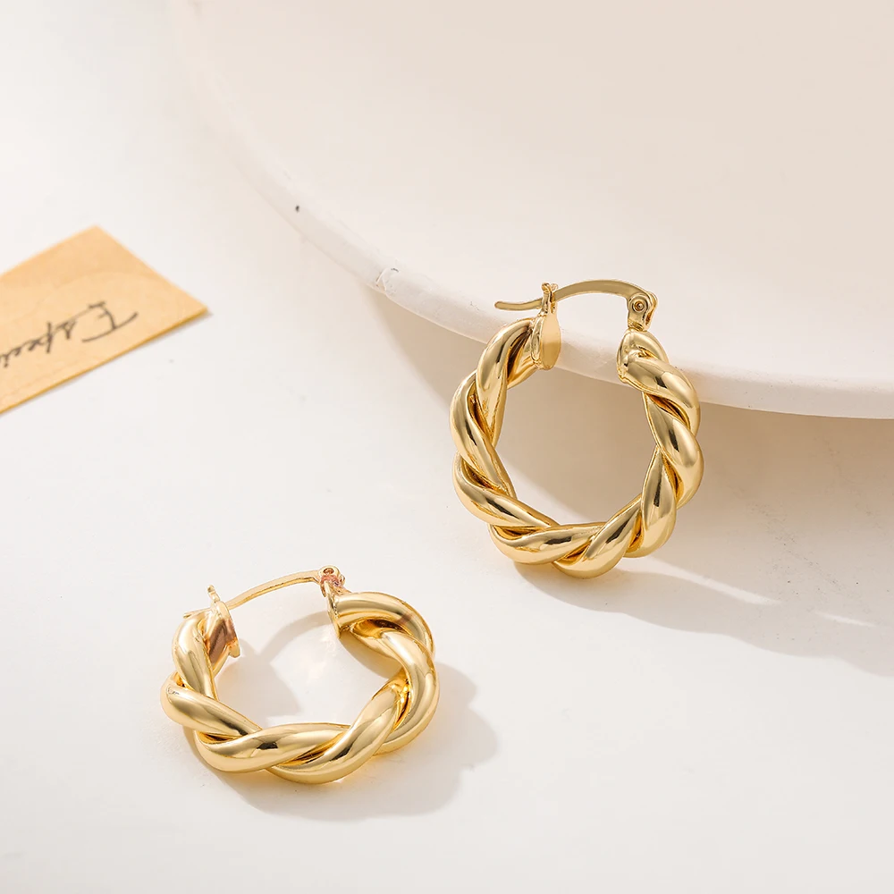 New Trendy Big Metal Hoop Earrings for Women Vintage Geometric Gold Color Twist Circle Earrings Female Statement Jewelry