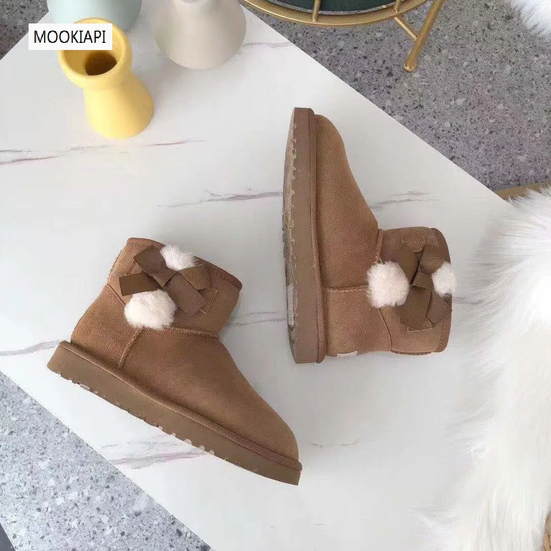 Australia's latest women's snow boots with wool ball, real sheepskin, natural wool, free delivery of high-quality shoes